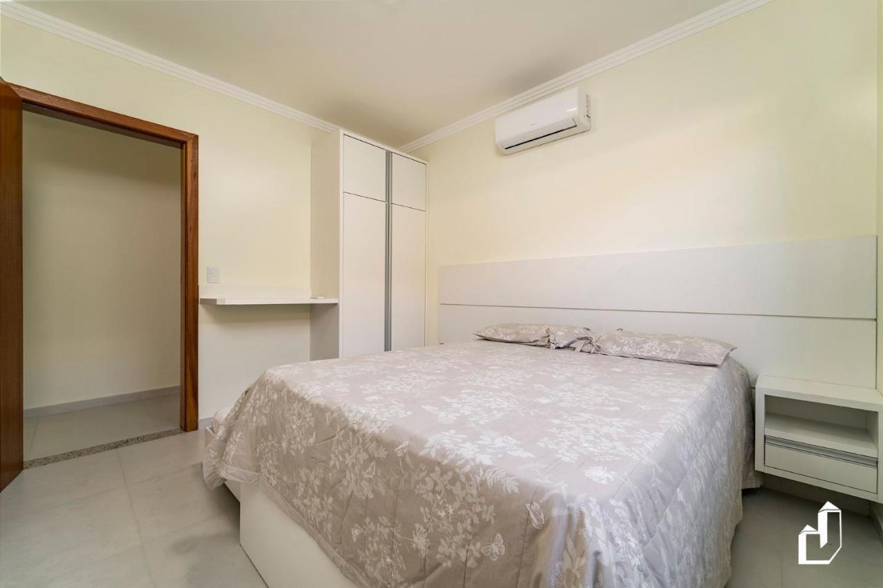 בומבינאס Casa Terrea Com 02 Dormitorios מראה חיצוני תמונה