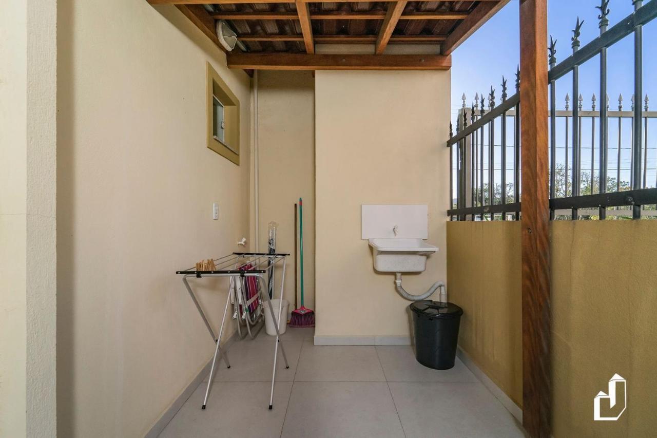 בומבינאס Casa Terrea Com 02 Dormitorios מראה חיצוני תמונה