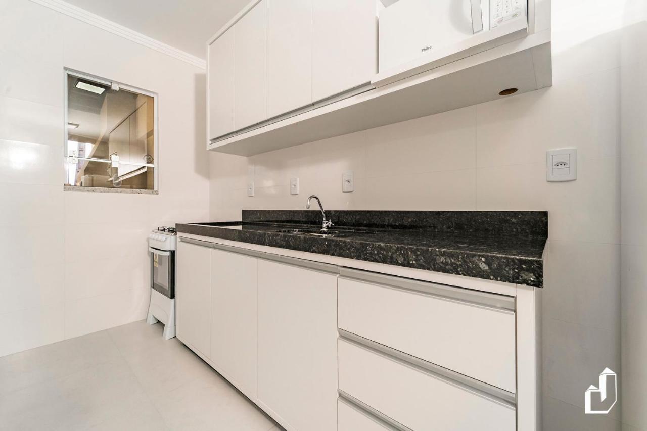 בומבינאס Casa Terrea Com 02 Dormitorios מראה חיצוני תמונה