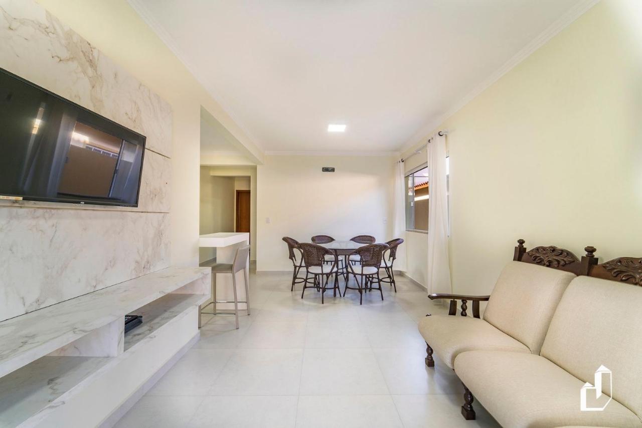 בומבינאס Casa Terrea Com 02 Dormitorios מראה חיצוני תמונה
